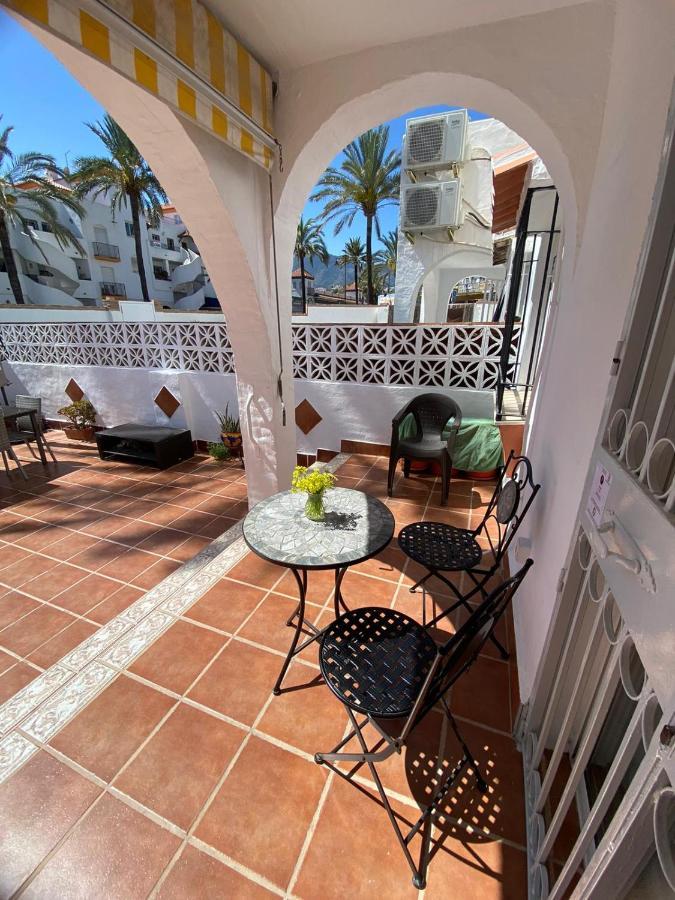 Casa De Las Palmeras เบนัลมาเดนา ภายนอก รูปภาพ